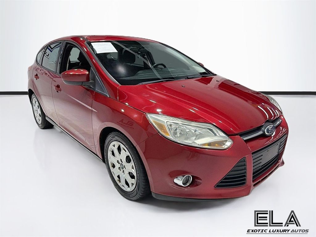 2012 Ford Focus 5dr Hatchback SE - 23047788 - 34