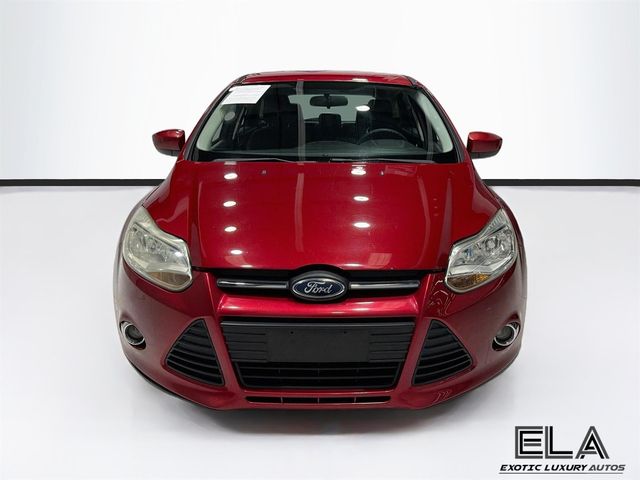 2012 Ford Focus 5dr Hatchback SE - 23047788 - 35