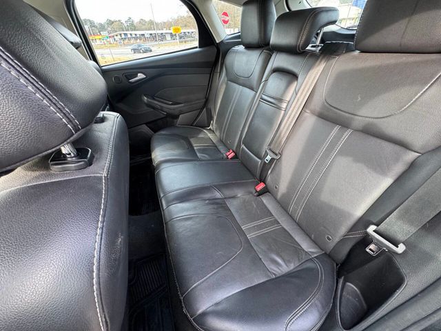 2012 Ford Focus 5dr Hatchback Titanium - 22972974 - 13