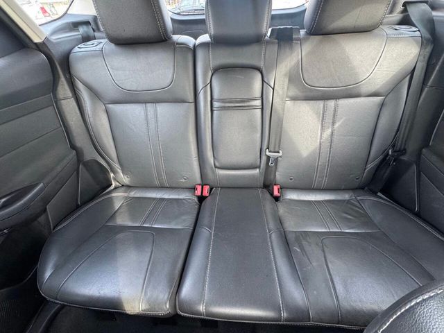 2012 Ford Focus 5dr Hatchback Titanium - 22972974 - 16