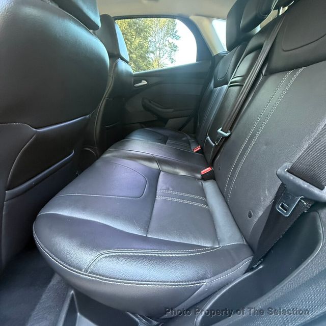 2012 Ford Focus FOCUS HATCHBACK TITANIUM W/ MOONROOF & TECH PACKAGE - 23058673 - 36
