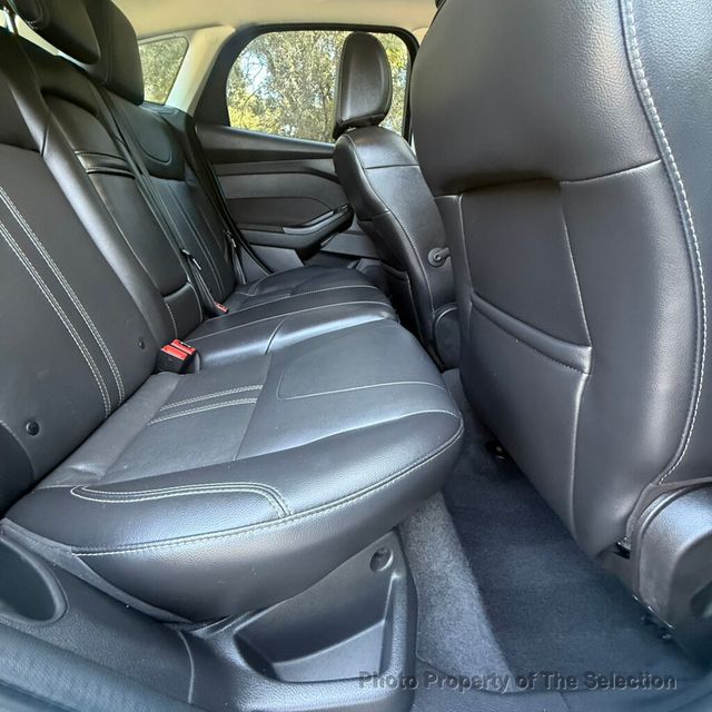 2012 Ford Focus FOCUS HATCHBACK TITANIUM W/ MOONROOF & TECH PACKAGE - 23058673 - 39