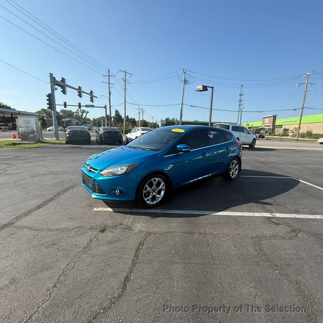 2012 Ford Focus FOCUS HATCHBACK TITANIUM W/ MOONROOF & TECH PACKAGE - 23058673 - 5