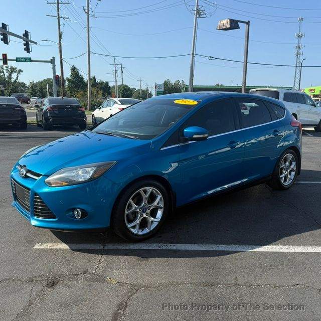 2012 Ford Focus FOCUS HATCHBACK TITANIUM W/ MOONROOF & TECH PACKAGE - 23058673 - 6