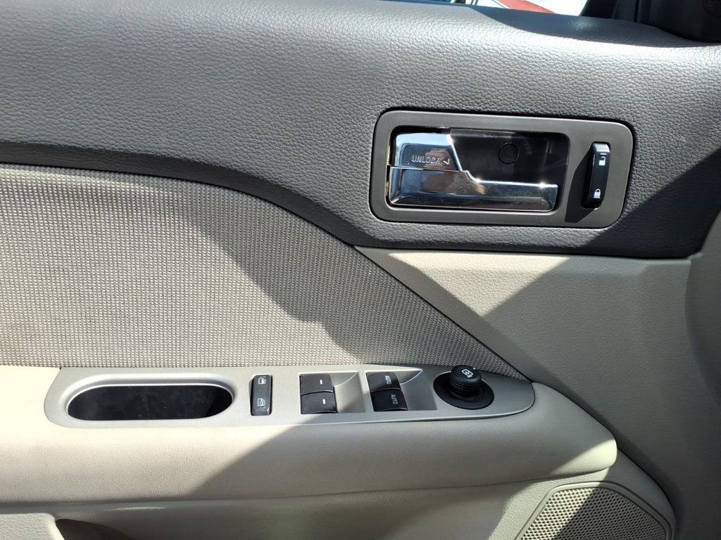 2012 Ford Fusion 4dr Sedan Hybrid FWD - 23025157 - 13