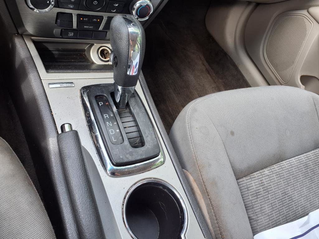 2012 Ford Fusion 4dr Sedan SE FWD - 22946363 - 11