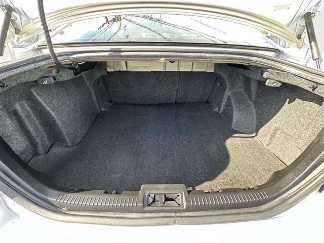 2012 Ford Fusion 4dr Sedan SE FWD - 23016147 - 9