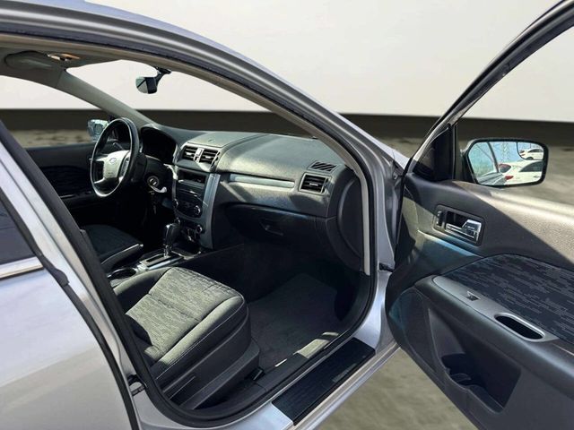 2012 Ford Fusion 4dr Sedan SE FWD - 23016147 - 18