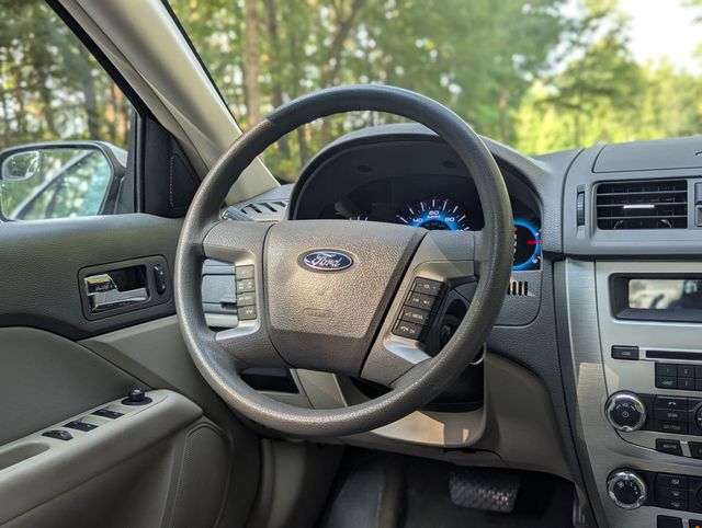 2012 Ford Fusion 4dr Sedan SE FWD - 23046570 - 19