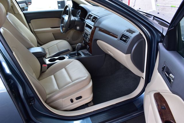 2012 Ford Fusion 4dr Sedan SEL FWD - 22943258 - 19