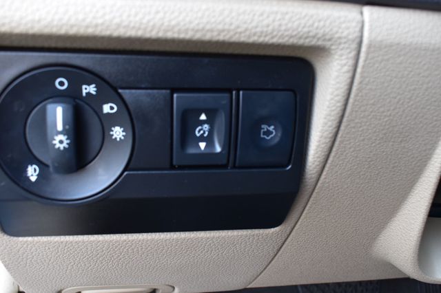 2012 Ford Fusion 4dr Sedan SEL FWD - 22943258 - 36