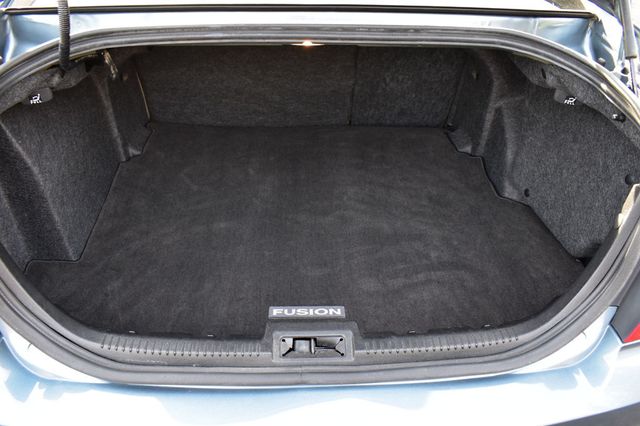 2012 Ford Fusion 4dr Sedan SEL FWD - 22943258 - 39