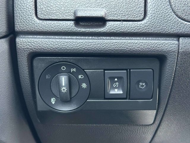 2012 Ford Fusion 4dr Sedan SEL FWD - 23000581 - 31