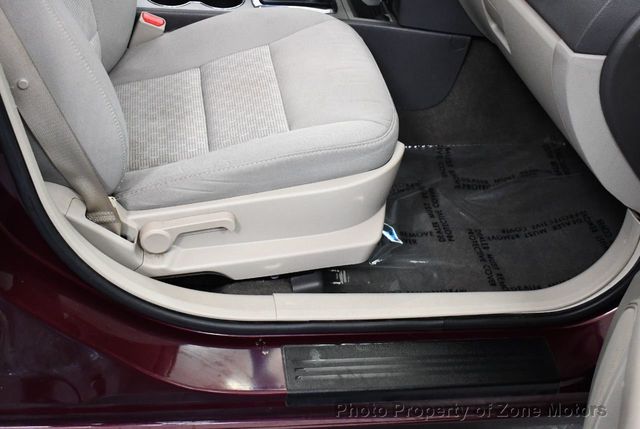 2012 Ford Fusion 4dr Sedan S FWD - 21664239 - 10