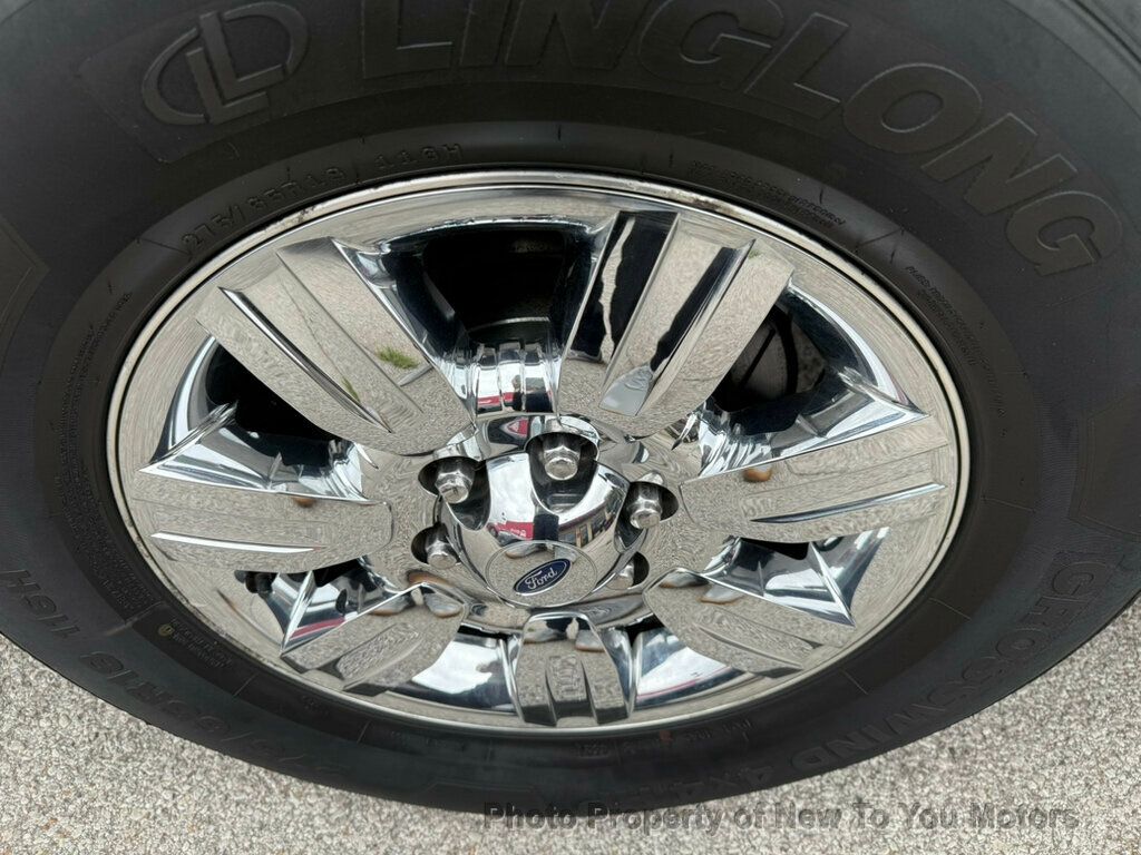 2012 Ford F-150 XLT photo 16