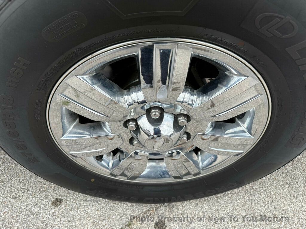2012 Ford F-150 XLT photo 17