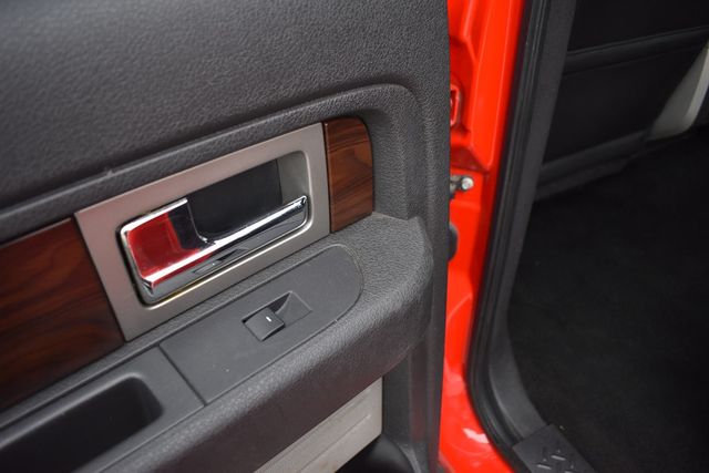 2012 Ford F-150 4WD SuperCrew 145" Lariat - 22992642 - 31