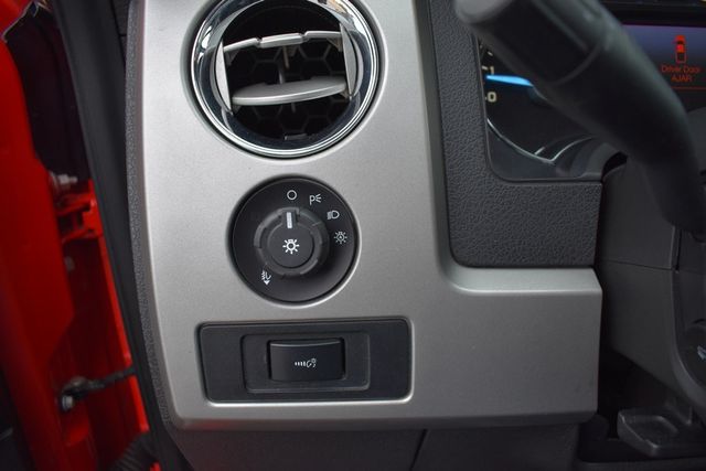 2012 Ford F-150 4WD SuperCrew 145" Lariat - 22992642 - 43