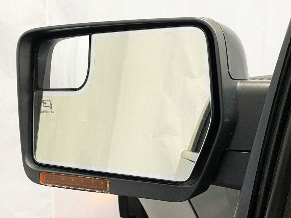 2012 Ford F-150 4WD SuperCrew 145" SVT Raptor - 22987091 - 16