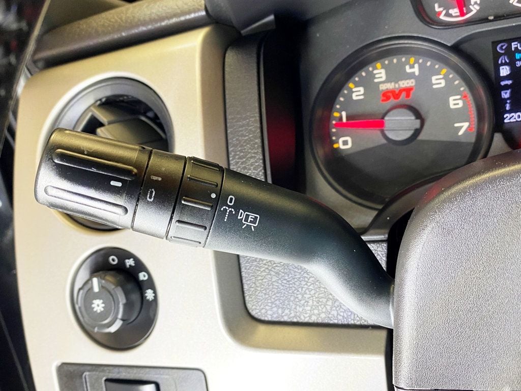 2012 Ford F-150 4WD SuperCrew 145" SVT Raptor - 22987091 - 33