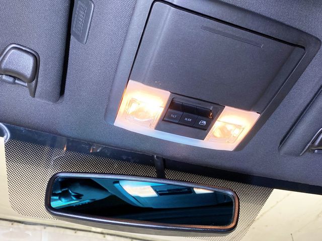 2012 Ford F-150 4WD SuperCrew 145" SVT Raptor - 22987091 - 46