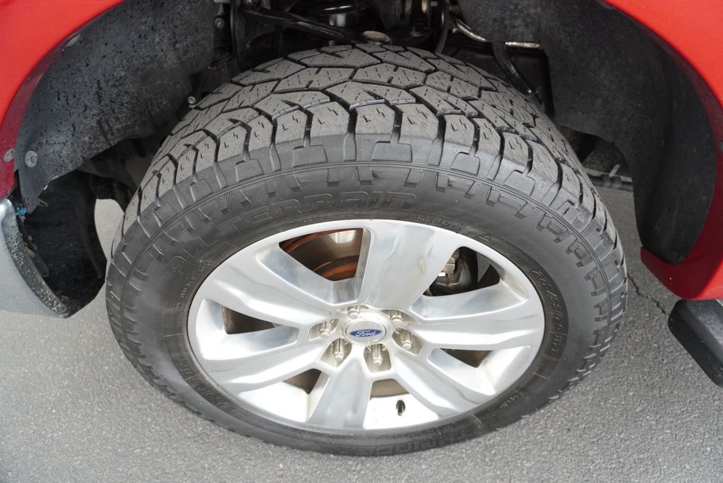 2012 Ford F-150 LARIAT - 23045483 - 15
