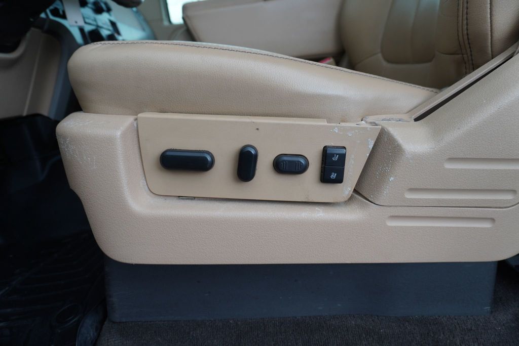 2012 Ford F-150 LARIAT - 23045483 - 24