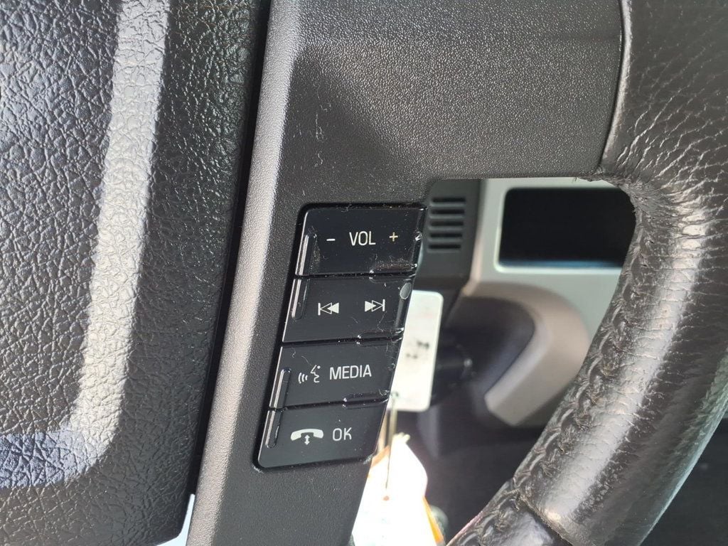 2012 Ford F-150 Supercrew XLT Pickup 4D 5 1/2 ft - 23005459 - 9