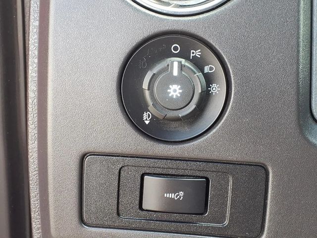 2012 Ford F-150 Supercrew XLT Pickup 4D 5 1/2 ft - 23041561 - 13
