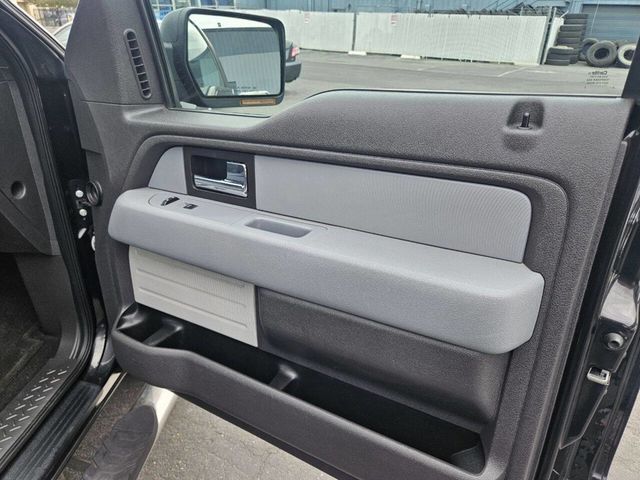 2012 Ford F-150 XL 4x4 4dr SuperCab Styleside 8 ft. LB - 23052560 - 19