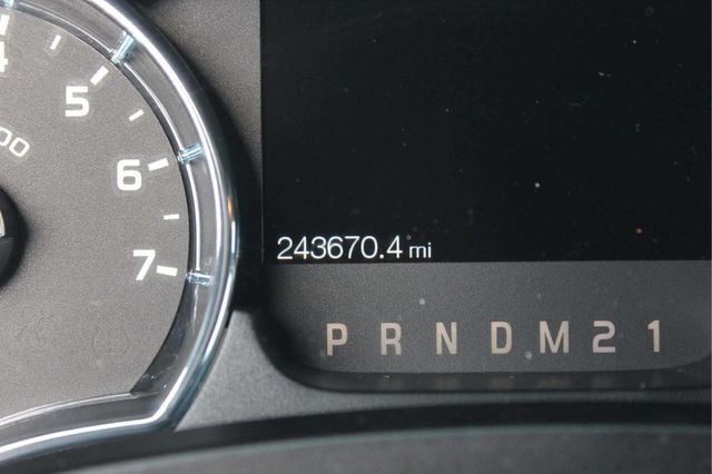 2012 Ford F-150 XLT 4x4 4dr SuperCrew Styleside 5.5 ft. SB - 23025299 - 9