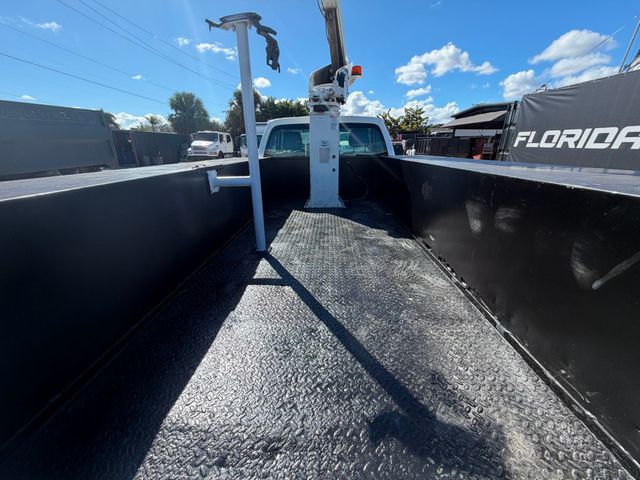 2012 Ford F-350 Bucket Truck  - 22969719 - 9