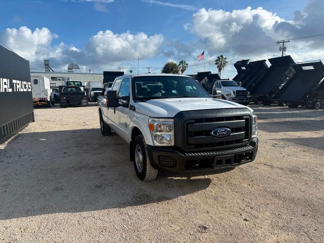 2012 Ford F-350 Crew Cab Pickup Truck  - 22953941 - 3