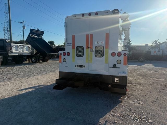 2012 Ford F-550 Enclosed Utility Service Truck  - 22949418 - 2