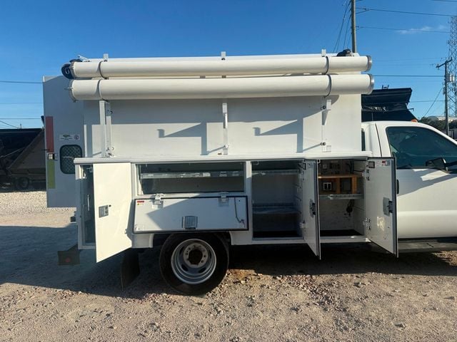 2012 Ford F-550 Enclosed Utility Service Truck  - 22949418 - 5