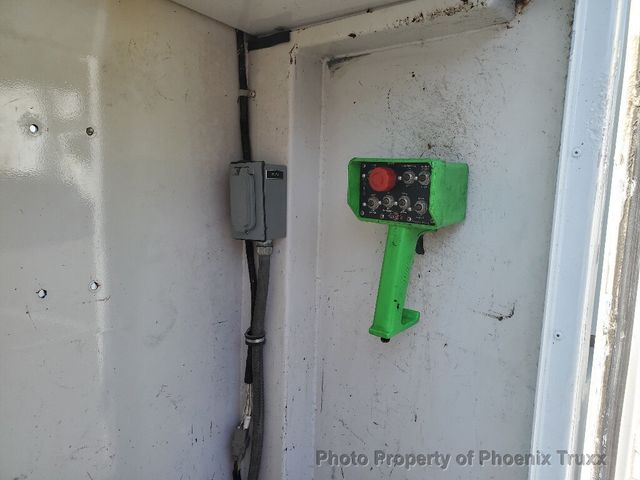 2012 Ford F-550 Super Duty XLT 2dr 4wd Regular Cab Chassis DRW - 21585698 - 7