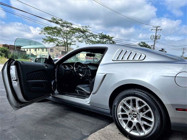 2012 Ford Mustang  - 21484159 - 13