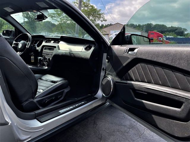 2012 Ford Mustang  - 21484159 - 19
