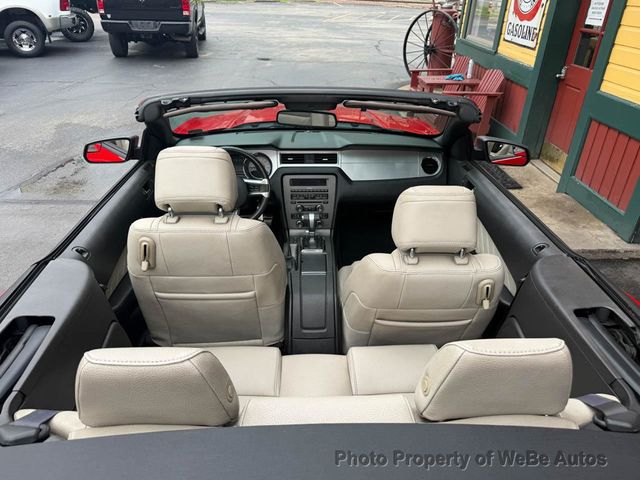2012 Ford Mustang 2dr Convertible V6 Premium - 23052840 - 22