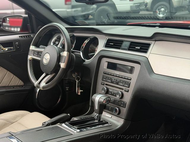 2012 Ford Mustang 2dr Convertible V6 Premium - 23052840 - 25