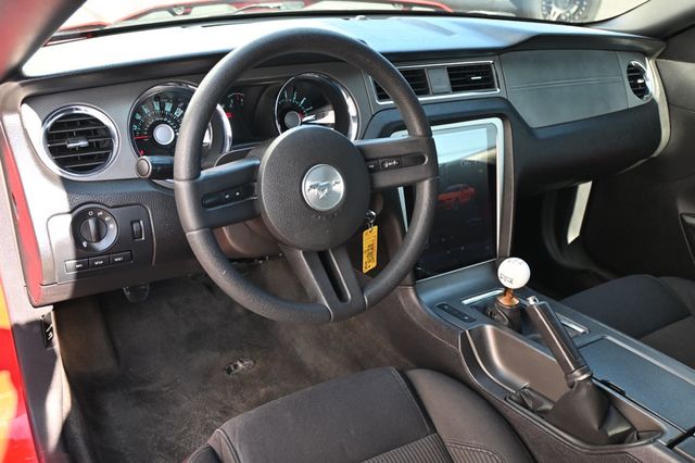 2012 Ford Mustang 2dr Coupe GT - 22924801 - 7