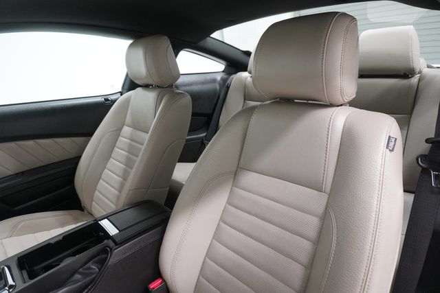 2012 Ford Mustang 2dr Coupe GT - 22938424 - 10