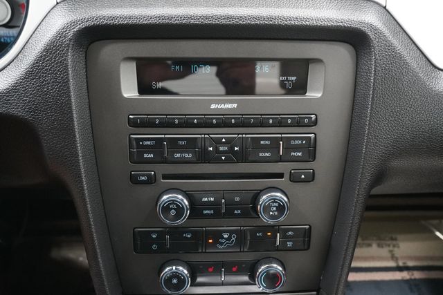 2012 Ford Mustang 2dr Coupe GT - 22938424 - 17