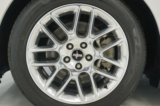 2012 Ford Mustang 2dr Coupe GT - 22938424 - 23