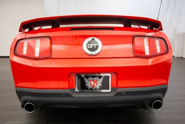 2012 Ford Mustang 2dr Coupe GT - 22457492 - 32