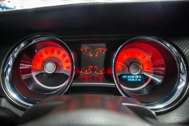 2012 Ford Mustang 2dr Coupe GT - 22998040 - 4