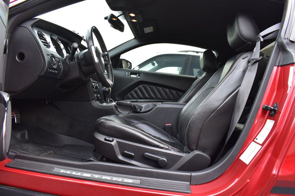 2012 Ford Mustang 2dr Coupe V6 - 22971460 - 13