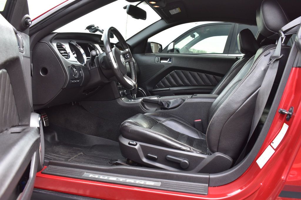 2012 Ford Mustang 2dr Coupe V6 - 22971460 - 15