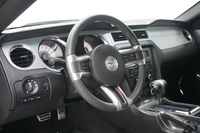 2012 Ford Mustang 2dr Coupe V6 - 23029464 - 10