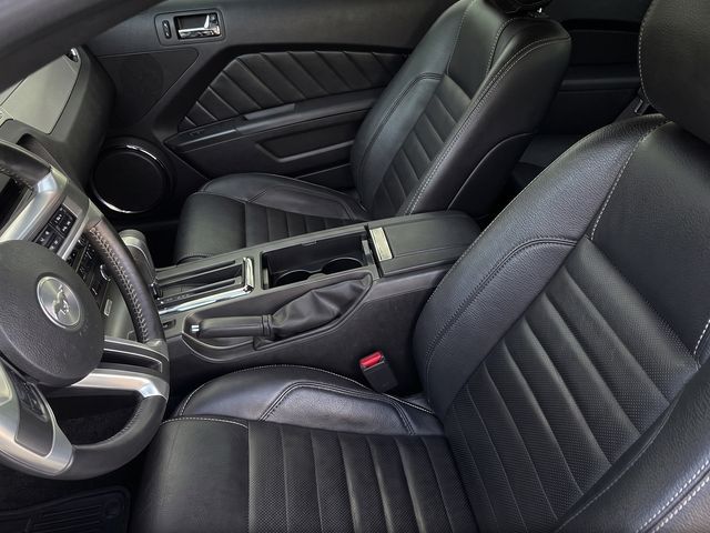 2012 Ford Mustang PREMIUM GT, COUPE, 18" WHEELS, HEATED SEATS HID/SECURITY PKG - 23068399 - 2